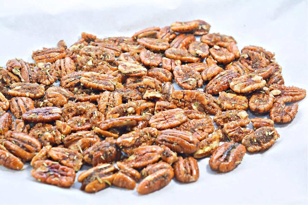 Keto Spiced Pecans