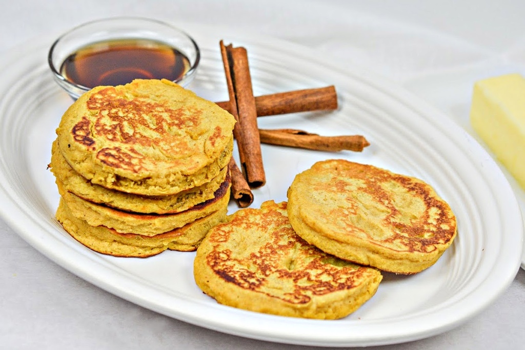 Low-Carb Pumpkin Pancakes - Homemade Sugar Free Pancakes