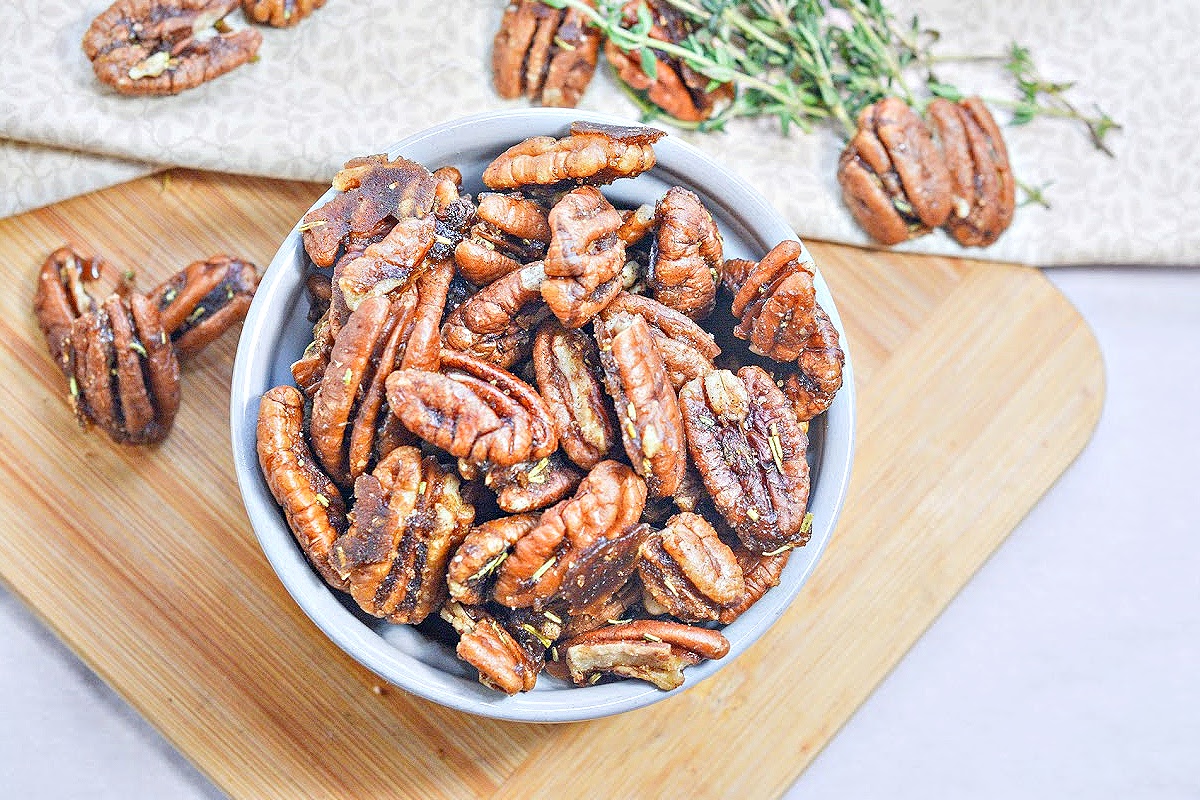 Keto Spiced Pecans