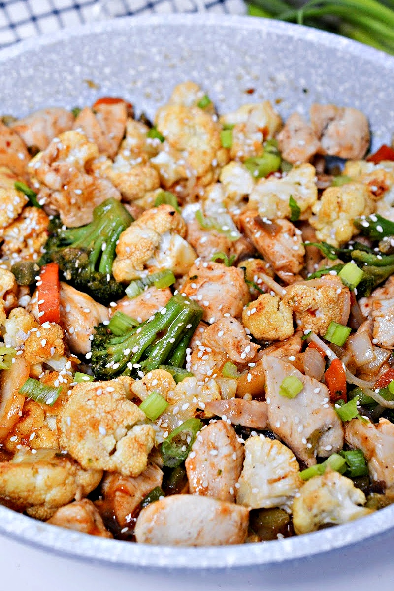 Keto Chicken Cauliflower Stir Fry