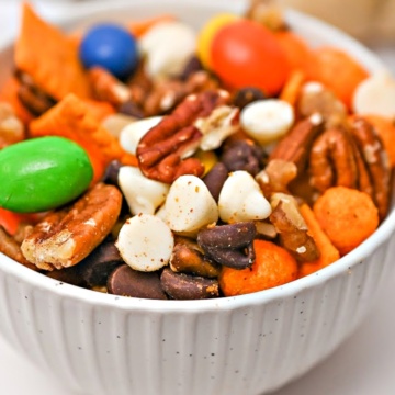 Keto Fall Sweet and Salty Snack Mix