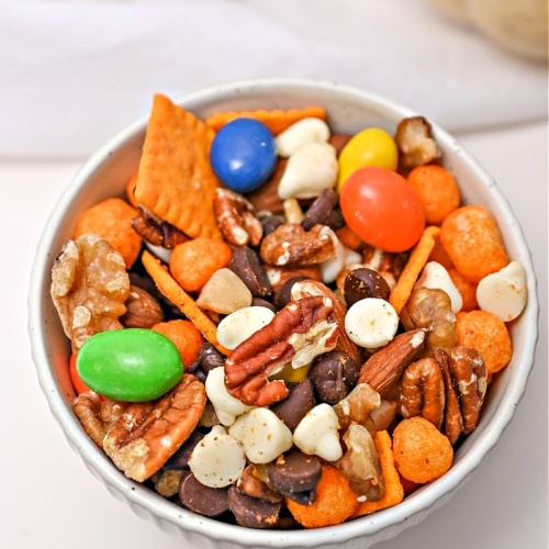Keto Fall Sweet and Salty Snack Mix