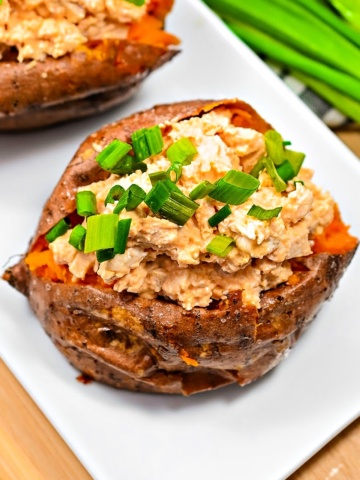 Low Carb Buffalo Chicken Stuffed Sweet Potatoes